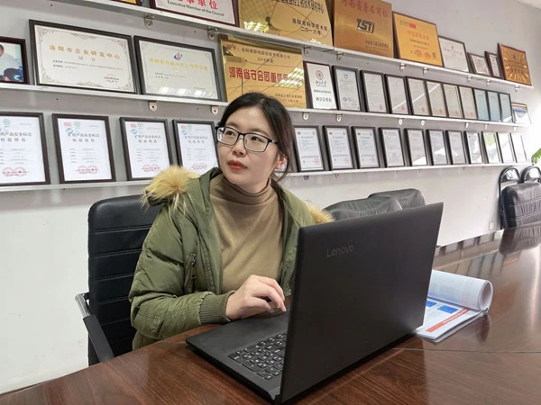 用勤奋书写担当之美，平凡岗位闪耀别样光彩！