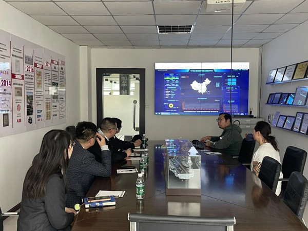 共谋未来！中国移动（河南）副总经理李颉莅临黄瓜视频下载进行考察交流！