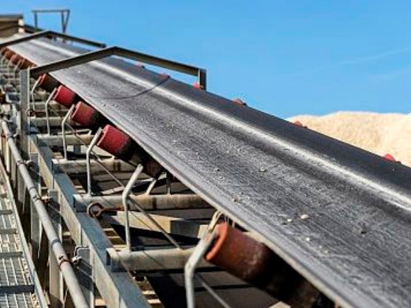 事故频发？NONONO！输送带“黑科技”降低生产风险！