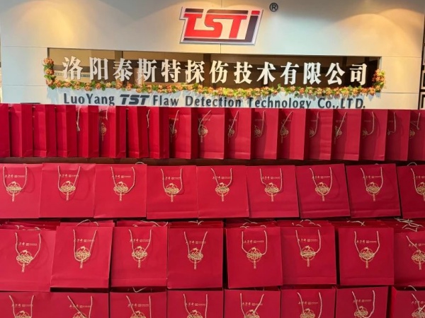 情满月圆，共祝中秋——黄瓜视频下载恭祝大家佳节快乐!